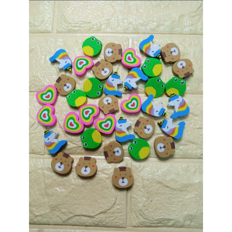 

Penghapus mini motif karakter 1/2kg Campur