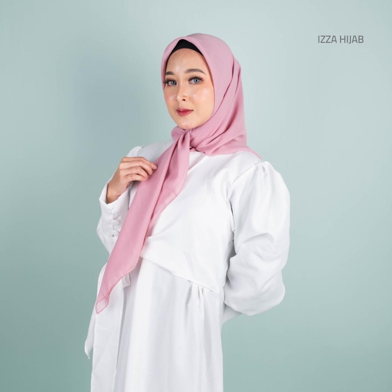 hijab segiempat BELLA SQUARE pollycatoon fine by izza