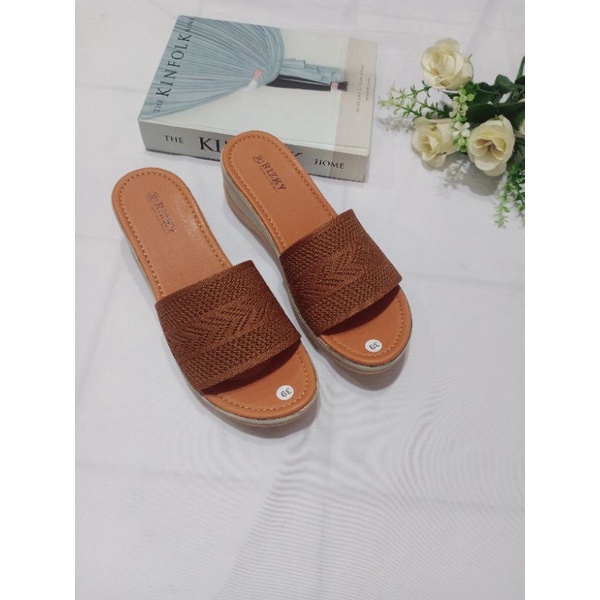 Sandal Slop Rajut/Sandal Wedjes Rajut