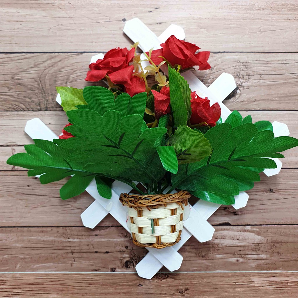 Hiasan Bunga Gantung 17cm x 17cm/ Bunga Plastik/  Bunga Artificial/ Bunga Palsu-Mawar Merah