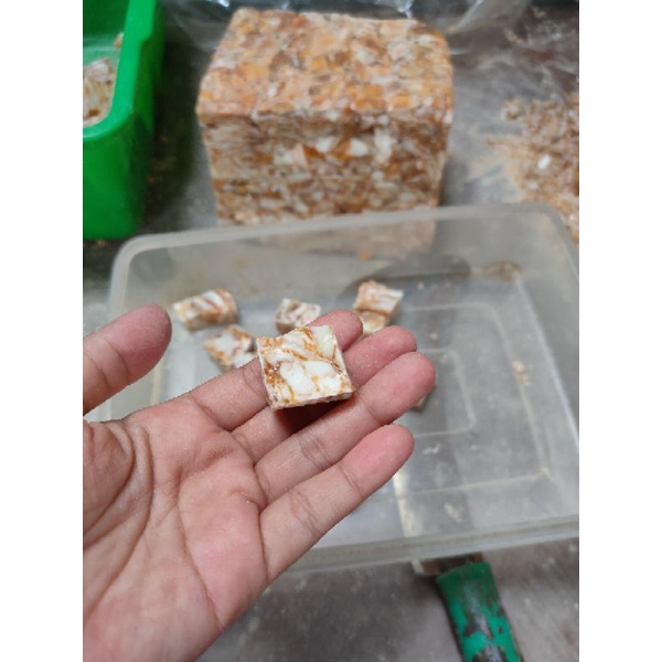

kemenyan madu grade A