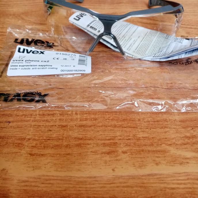 Uvex pheos cx2 9198275 Uvex supravision saphire kacamata safety