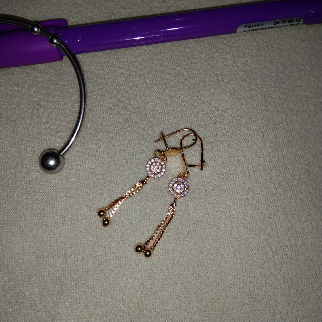 Anting Emas Simple dan Elegan model panjang - 14