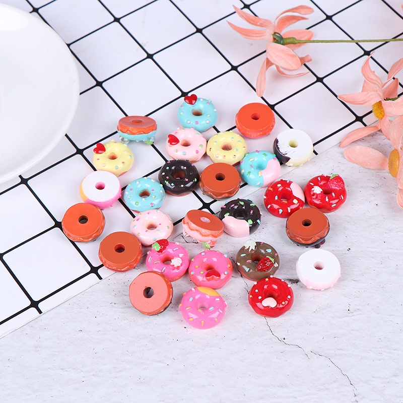 10pcs Miniatur Permen Donat / Roti Skala 1: 12 Untuk Dekorasi Dapur Rumah Boneka