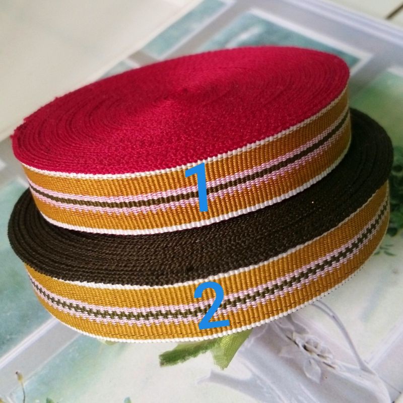 

pita per 15 meter,pita salur lebar 2cm.