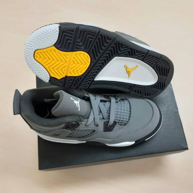 Nike Air Jordan 4 Retro Cool Grey