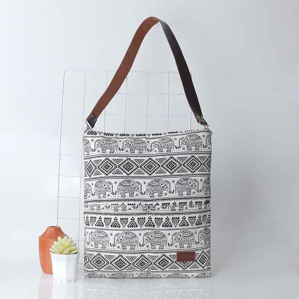 Tas Totebag Cewe Wanita Selempang Brand Totemi Motif Lokal Premium TTM 108