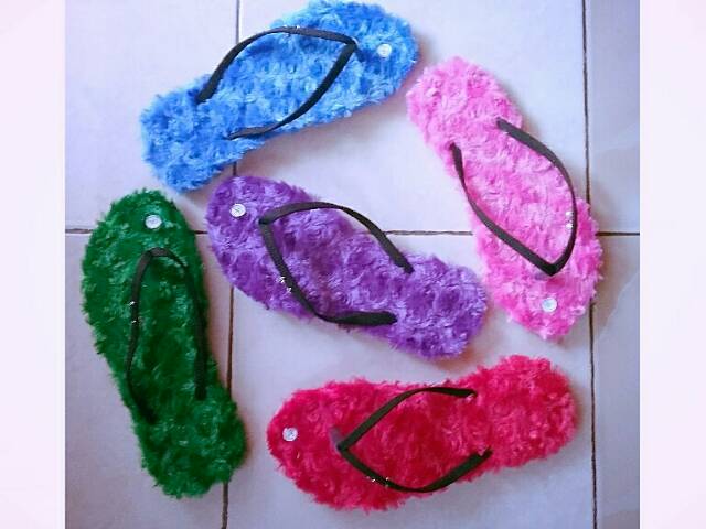 Sandal Tidur / sandal Bulu Krincing / sandal santai