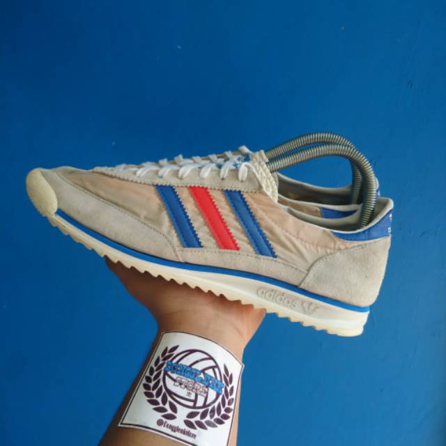 Adidas Superlight 72