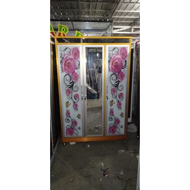 lemari pakaian alumunium pintu 3