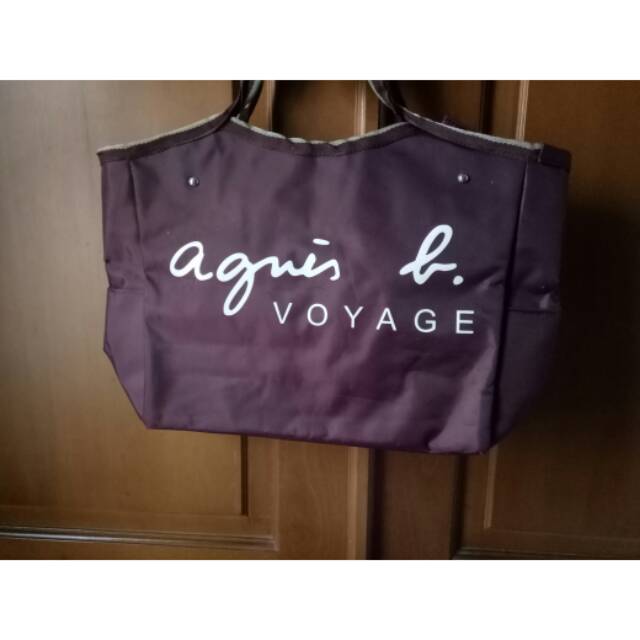 Tas santai warna ungu
