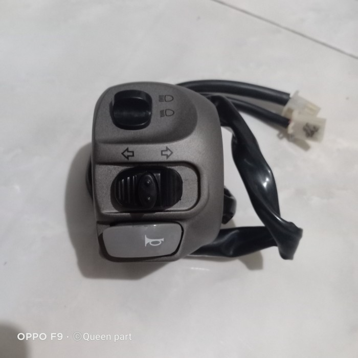 switch saklar holder kiri fino fi 125 Fino grande original