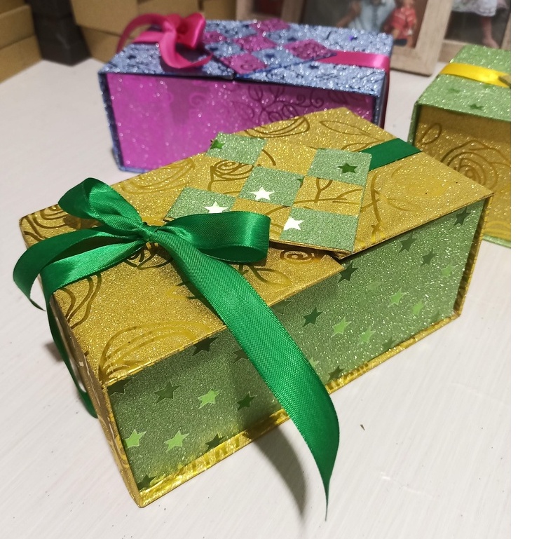 

Set Hampers parcel lebaran box Idul Fitri ramadan kotak kado 2 toples