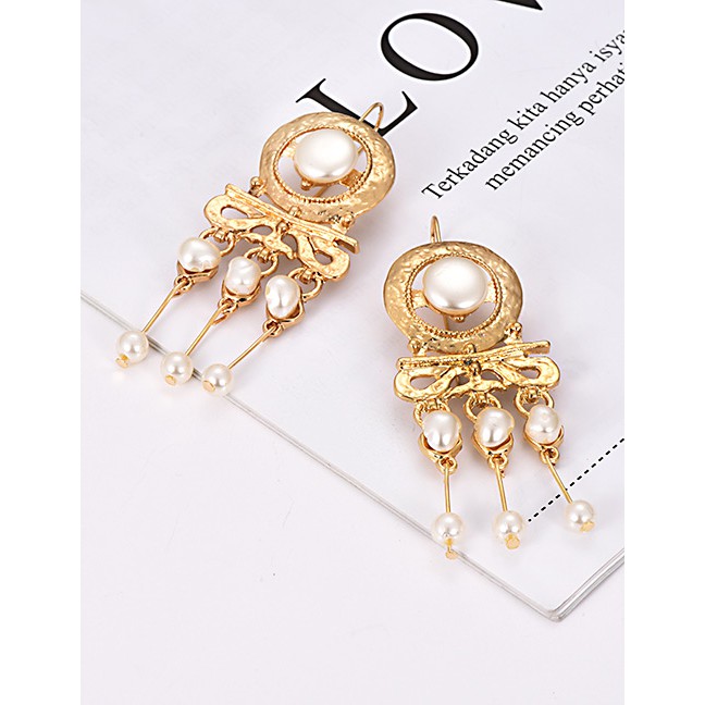 LRC Anting Gantung Fashion Gold Alloy Pearl Tassel Earrings F32679