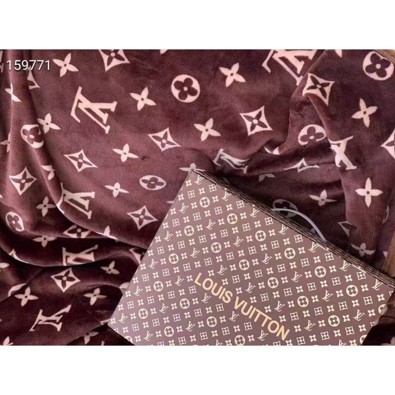 SELIMUT DIOR,LV,GUCCI 150X200 BEST SELLER IMPORT-LV + Box