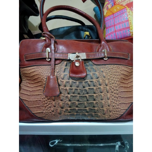 Preloved tas brand Herme Kulit buaya asli
