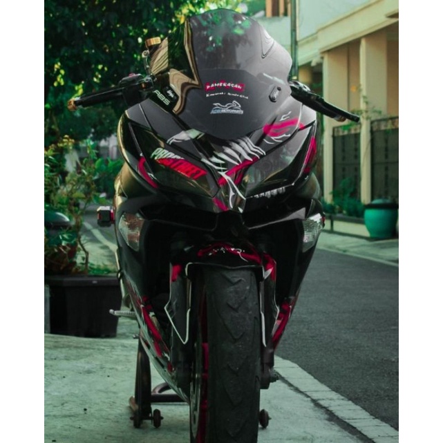 WINDSHIELD NINJA 250 FI OLD  MODEL MRA VISOR NINJA 250  FI LAMA MODEL MRA