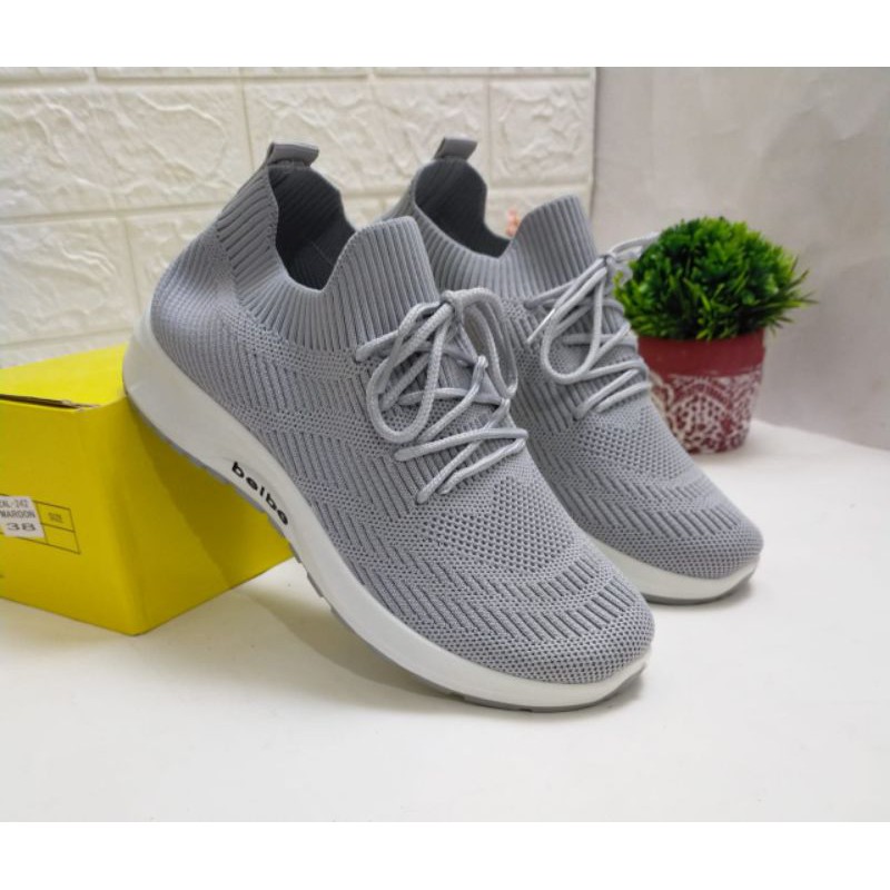 Sepatu wanita RAJUT BELBE import