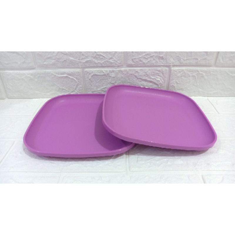 BREAKFAST PLATE TUPPERWARE