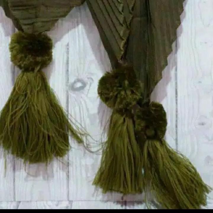 PROMO <<>> 112KEN SEGI EMPAT PLISKET POM POM /hijab plisket/ kerudung segi empat polos/ kerudung p