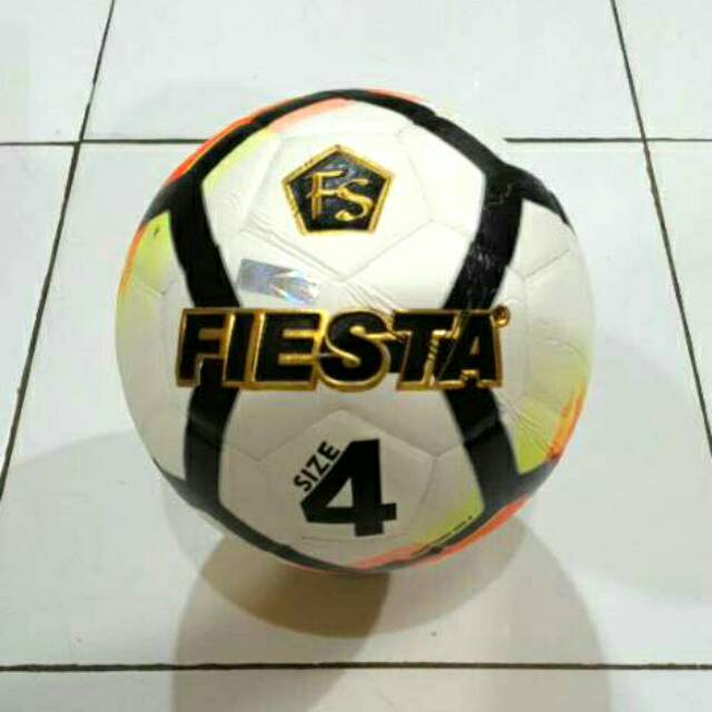 Bola Sepak Size 4 / Bola Kaki Fiesta No 4
