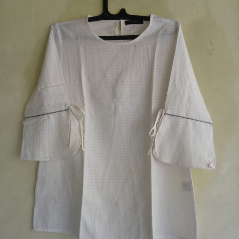 Preloved blouse Simplicity