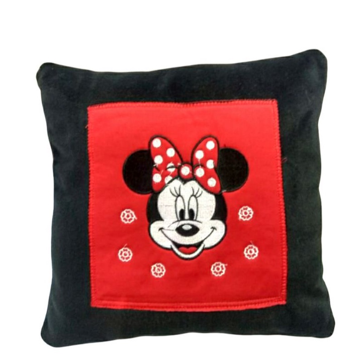 Bantal Jok Sofa Kotak Minnie Mouse