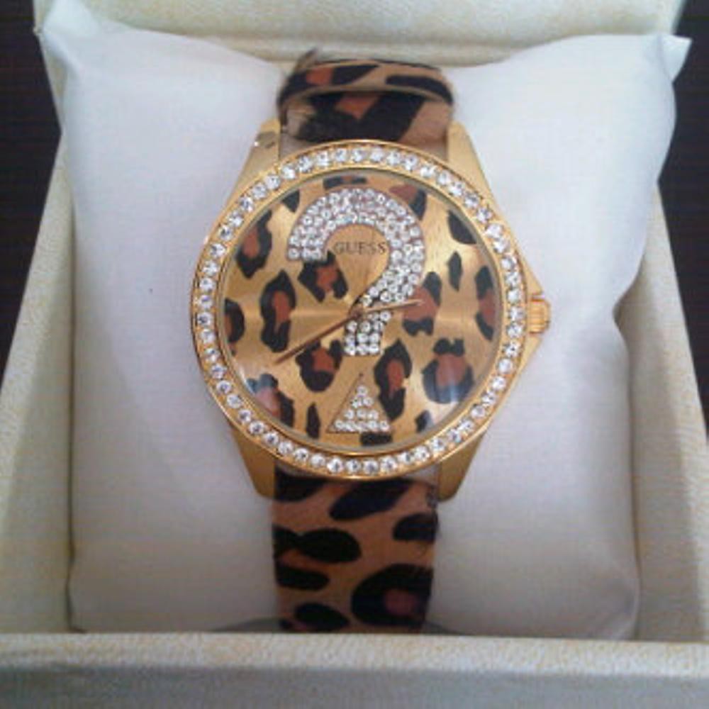 Jam Tangan Guess Leopard Limited