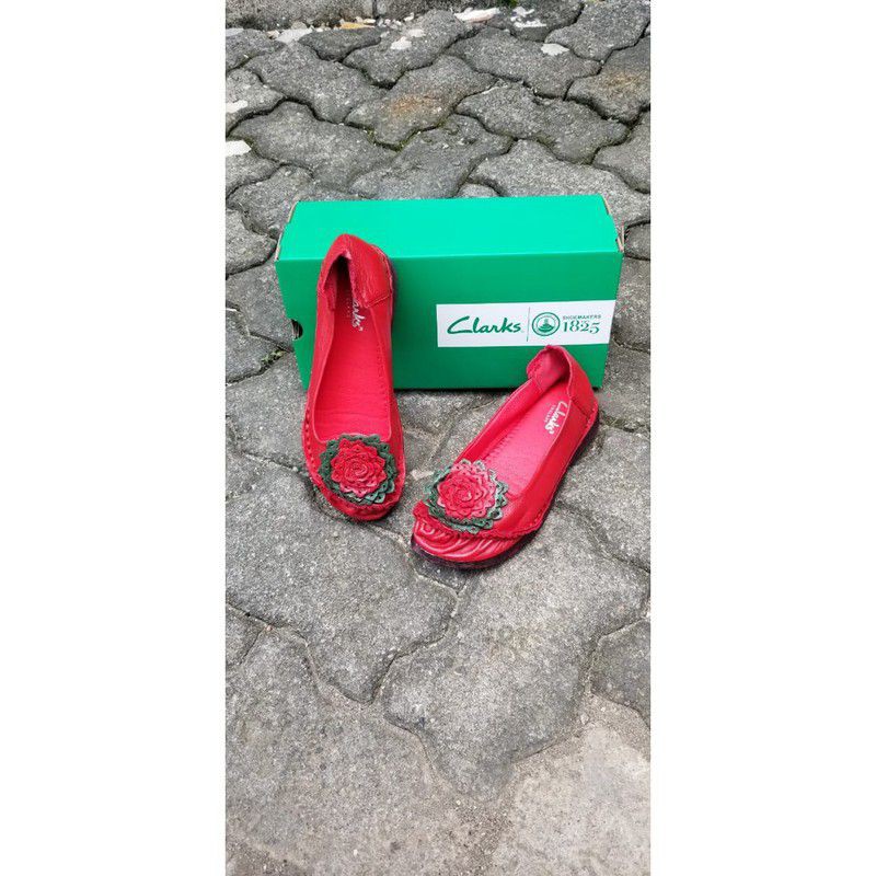 SEPATU WANITA CLARKS KD890 Flatshoes