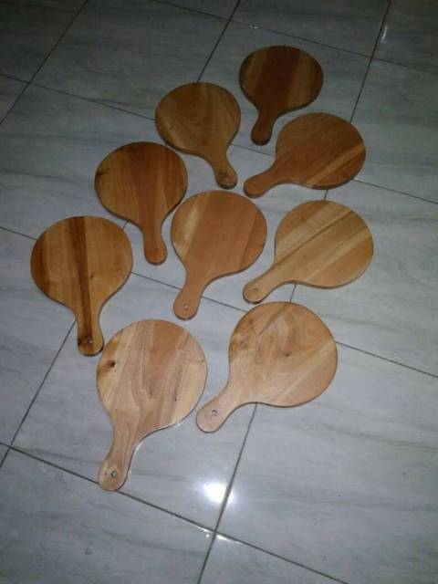 Talenan / Telenan / Telnan Kayu mahoni diameter 21cm / Wooden Cutting Board / Talenan Pizza