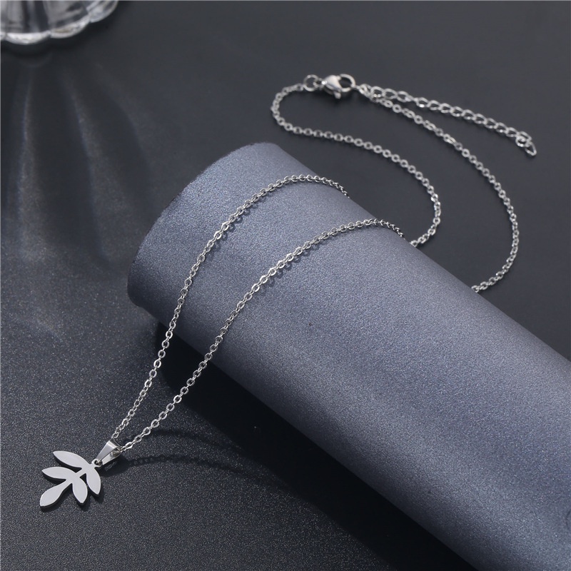 Stainless steel kalung artistik segar cabang daun liontin wanita klavikula rantai kalung sederhana f