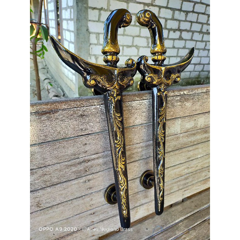 Handle keris solo/Gagang pintu Clasik Art