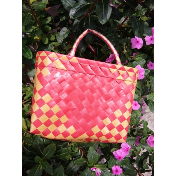 

READY STOK - TAS ANYAMAN PLASTIK MURAH Kotak Emblek (Tas Bingkisan Berkat,Souvenir,Hampers)