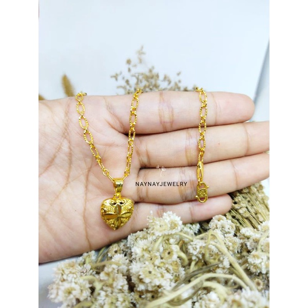 Kalung donat ukir &amp; Liontin koin