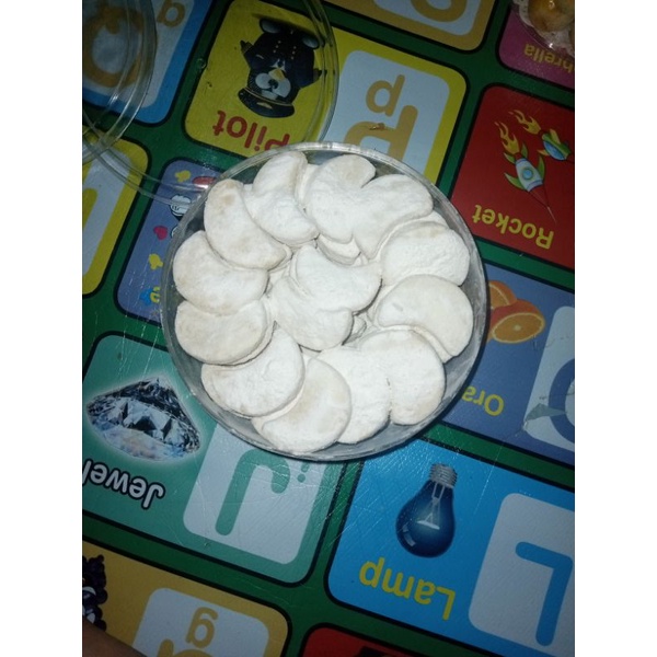 

Kue putri salju Homemade