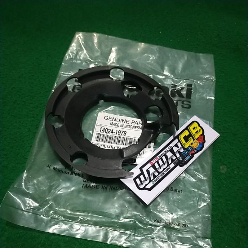 karet Tutup tangki NINJA 150 R SS RR ORIGINAL KGP 14024-1978