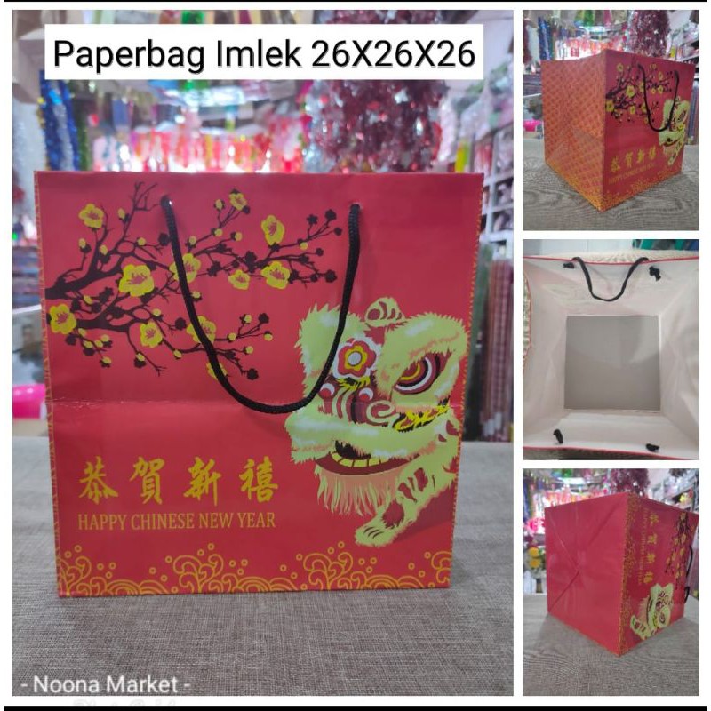 

Paperbag Imlek 26 x 26 x 26 cm / Tas Tali Imlek / Goodie Bag CNY 2025