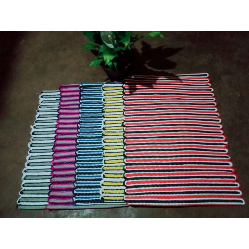 kesed tenun // Kesed Kaki tenun tradisional