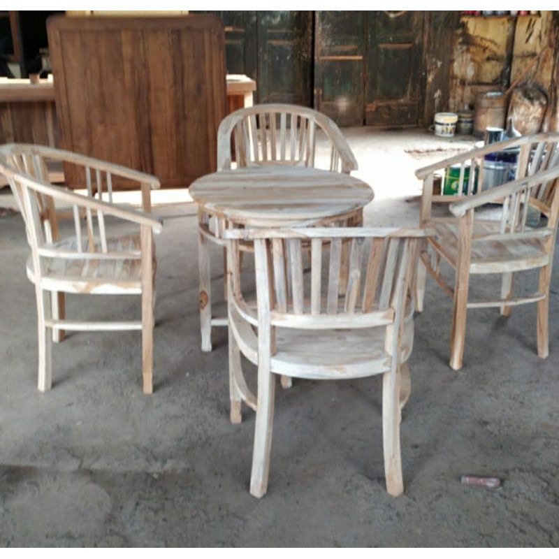 kursi Betawi amerika