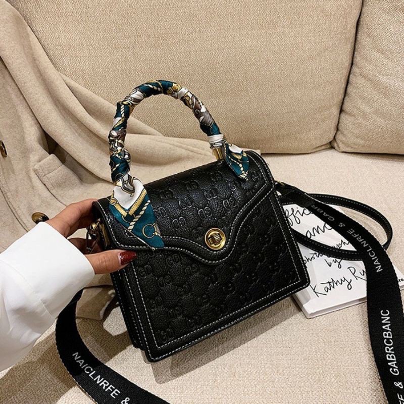 tas monogram import sz6647