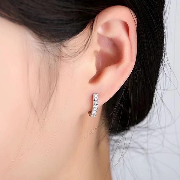 [COD] 1 Pasang Anting Tusuk Model Kristal Silver Elegan untuk Wanita