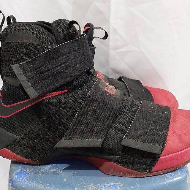 lebrons soldier 10