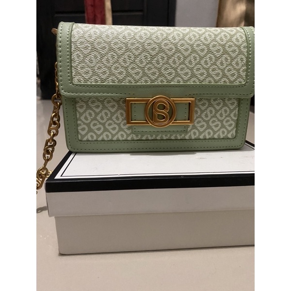 preloved izzy sling bag buttonscarves