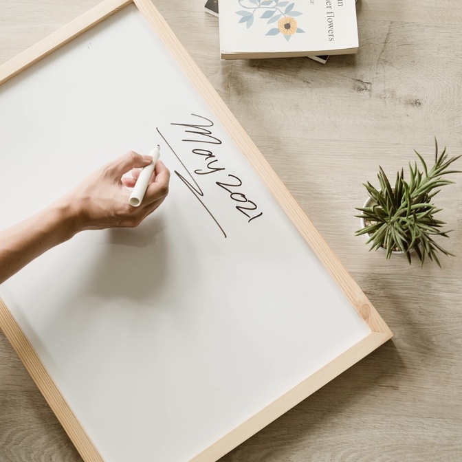 

White Magnetic Board - List Kayu - Papan Tulis