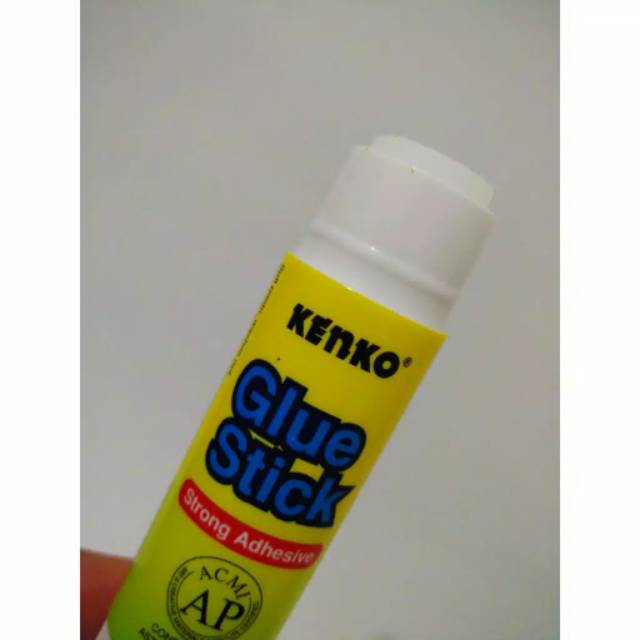 Kenko Glue Stick 8gr (1 pcs)