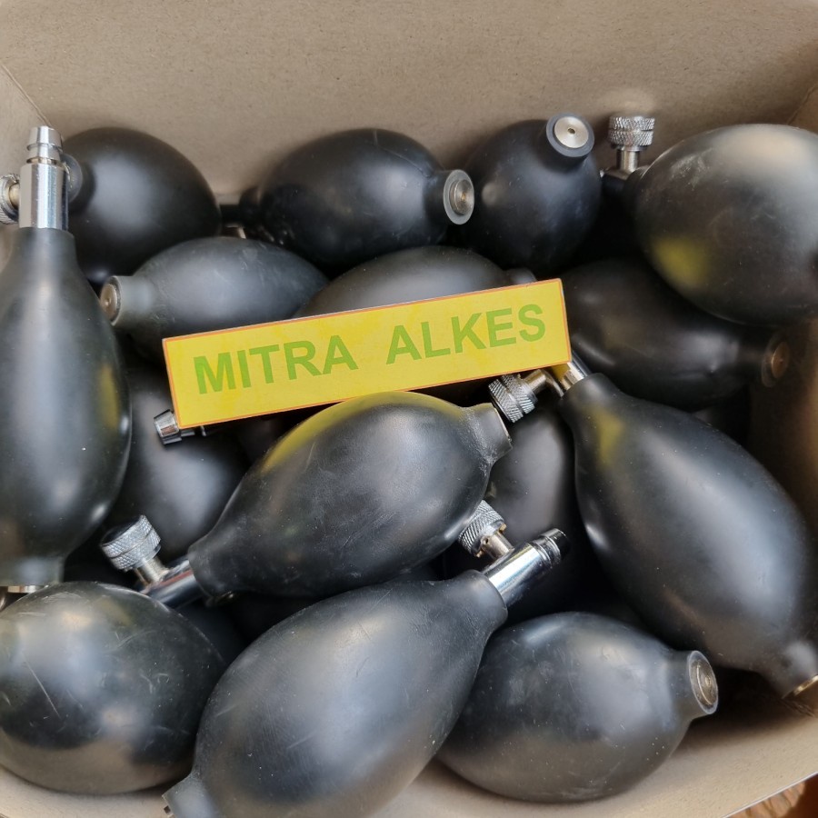 Balon Tensimeter. Balon Tensi meter. Balon Sphygmomanometer.