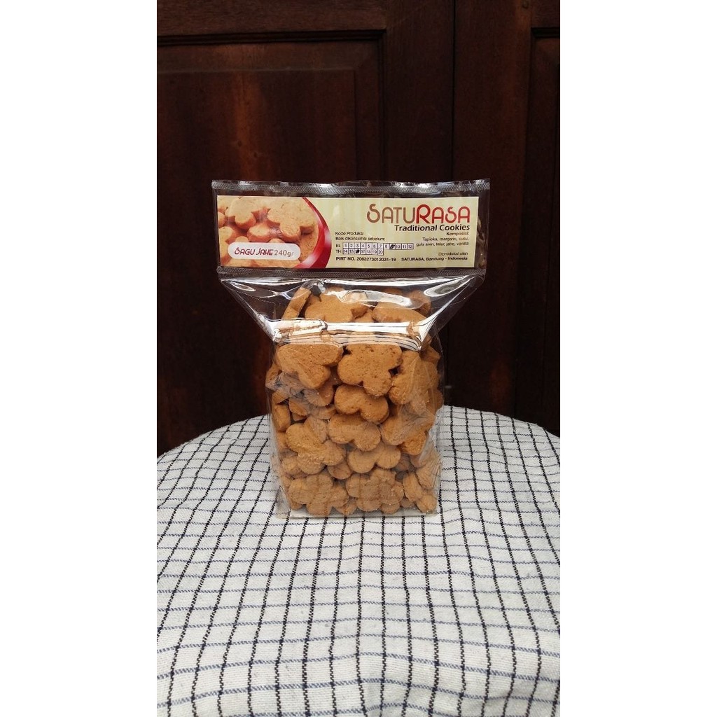 

Snack Premium / Snack Enak / Makanan Ringan - Sagu Jahe 240 gram
