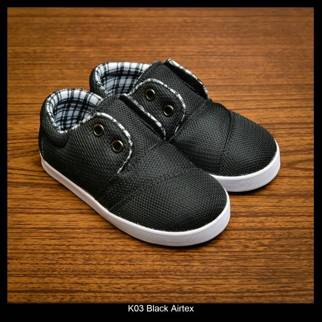 DC - KODE 03 SEPATU SEKOLAH ANAK LAKI-LAKI PEREMPUAN FIRSTLIGHT.ID KIDS SHOES EMPUK