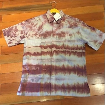 Kemeja Pria Tie Dye by Dian Pelangi LIMITED EDITION Baju Atasan Hem Batik Katun Cowok Ganteng Keren Modis Modern Kerja Kantor Pesta Pernikahan Kondangan Casual Formal Model Motif Jumputan Sasirangan Terlaris Terbaru Kekinian