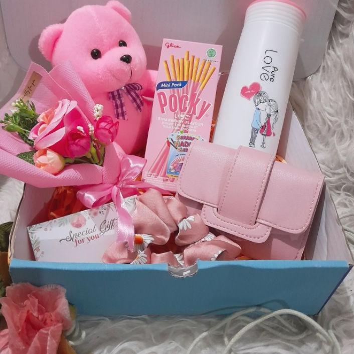 ➢ a3) Kado Cantik Pink Buat Pacar Sahabat Hadiah Anniversary Kado Ulang Tahun Kado Cewek Murah Hadiah Ultah Kado Wisuda Kado Sidang Gift Box Birthday Kado Boneka Teddy Bear Bouquet Buket Bunga Mawar Hampers Ulang Tahun Pacar ㅍ